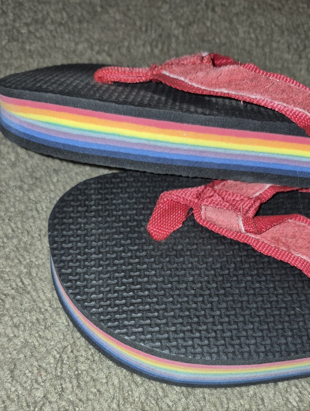 VTG 80s Flip Flops 🌈  Stripes Pride Thick Foam Sandals Woman's Size 7.5 8 Retro - Picture 6 of 6